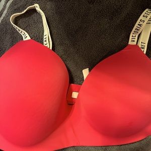 Hot pink Victoria Secret bra
